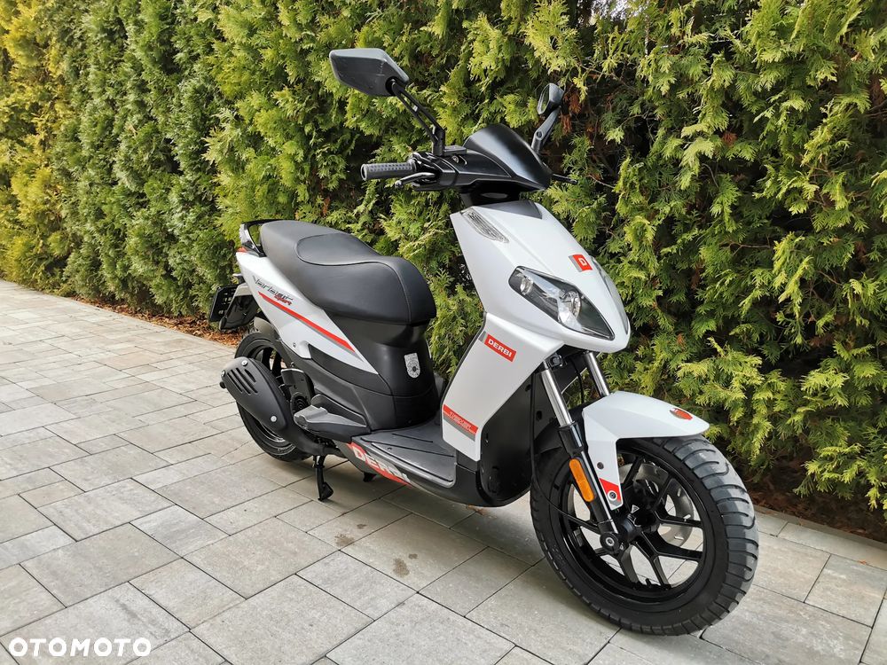 Derbi Variant - 1