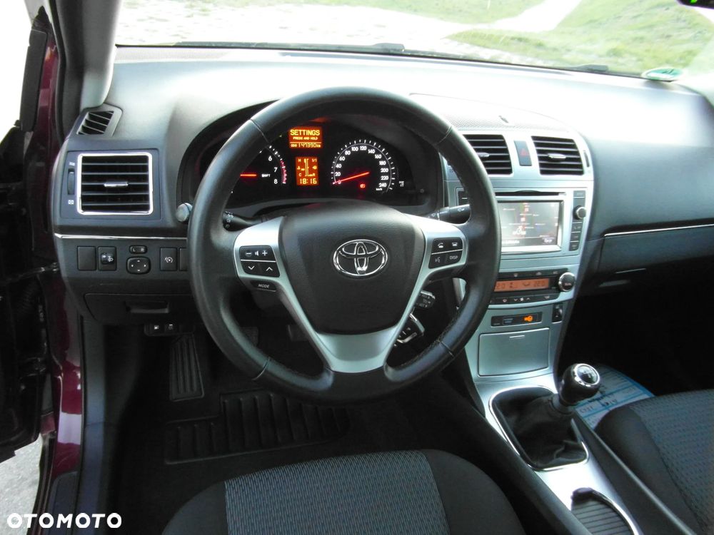 Toyota Avensis 1.8 Edition-S - 21