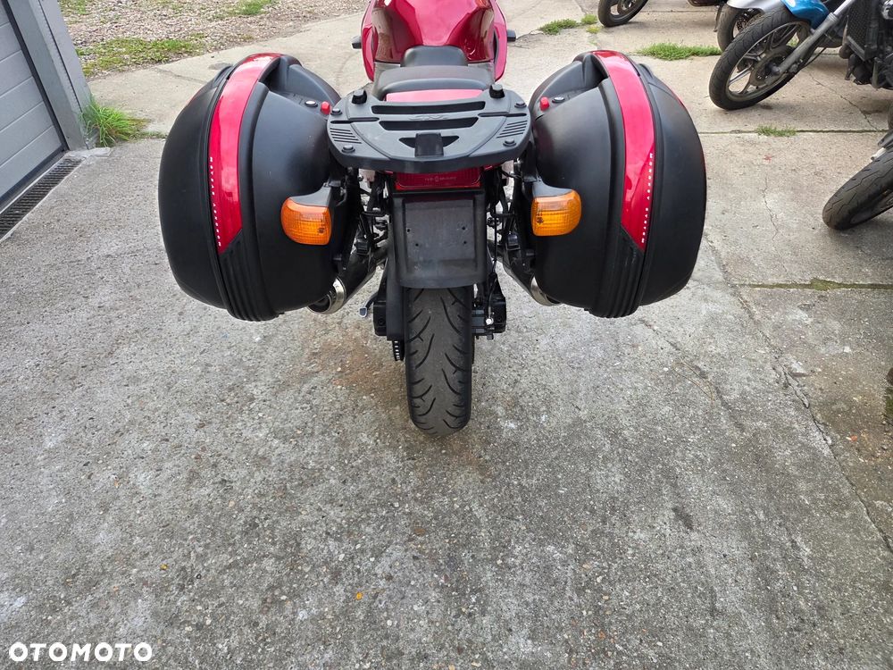 Triumph Sprint - 8