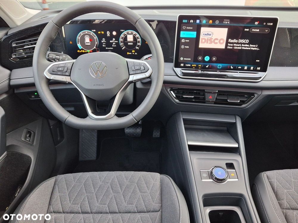 Volkswagen Tiguan - 25