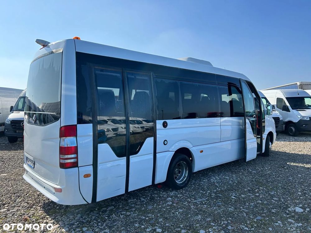 Mercedes-Benz Sprinter 519 - 3