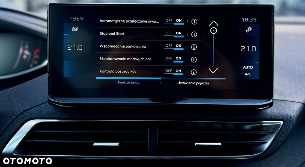 Peugeot 3008 1.5 BlueHDi Allure Pack S&S EAT8 - 34