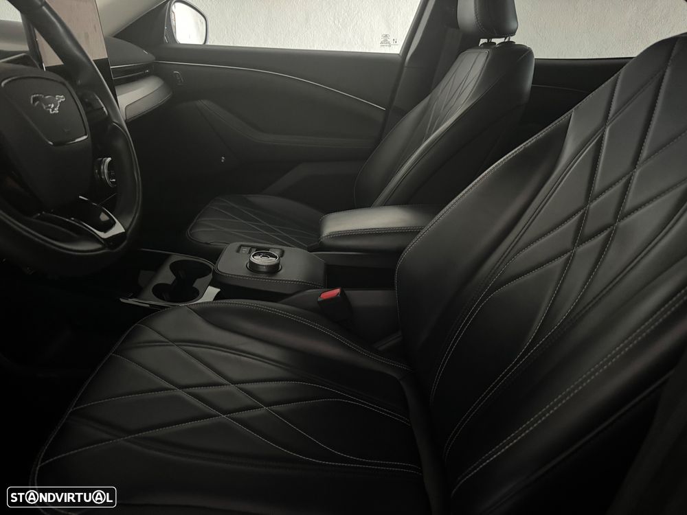 Ford Mustang Mach-E Premium - 18
