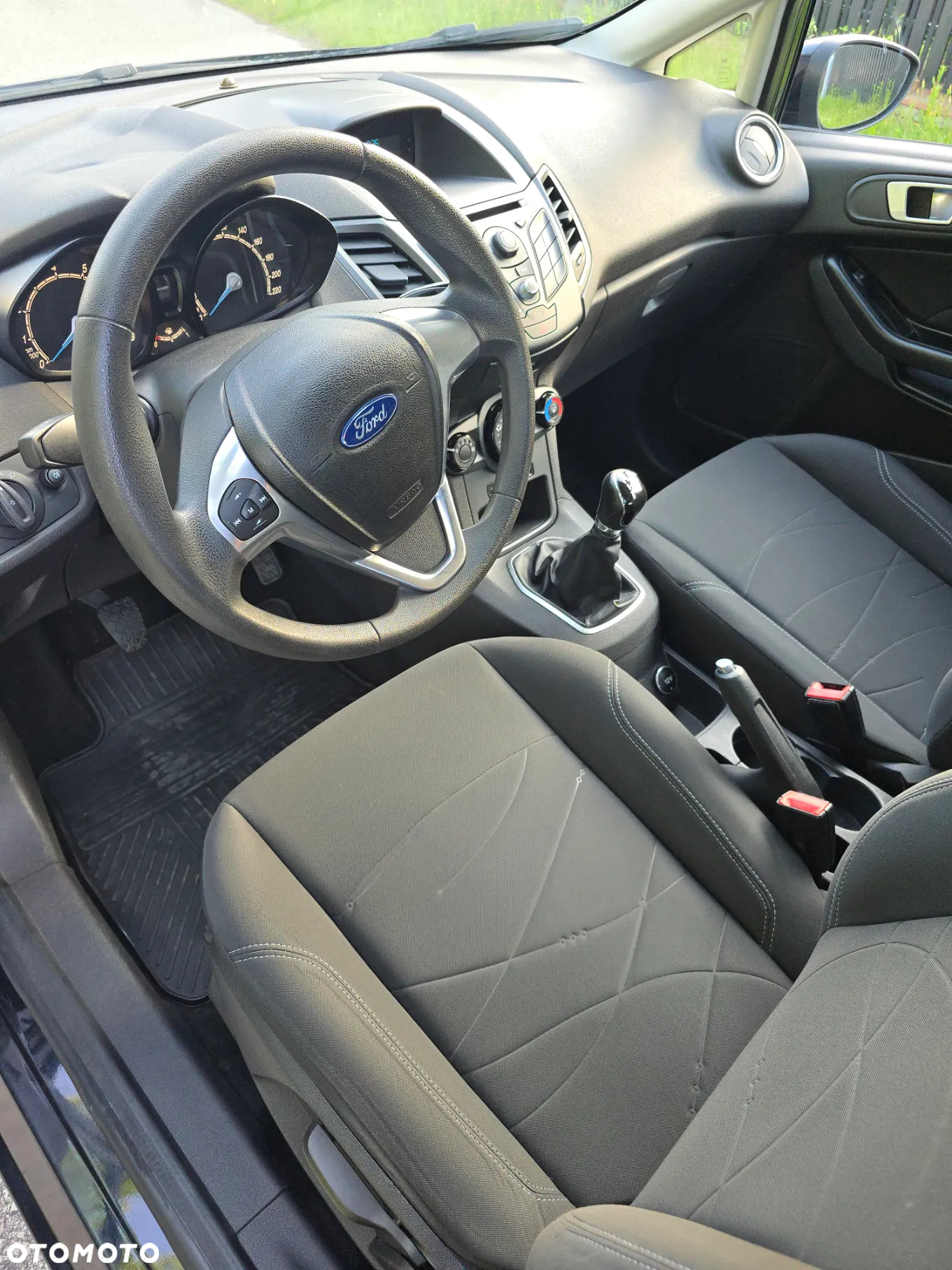 Ford Fiesta - 8