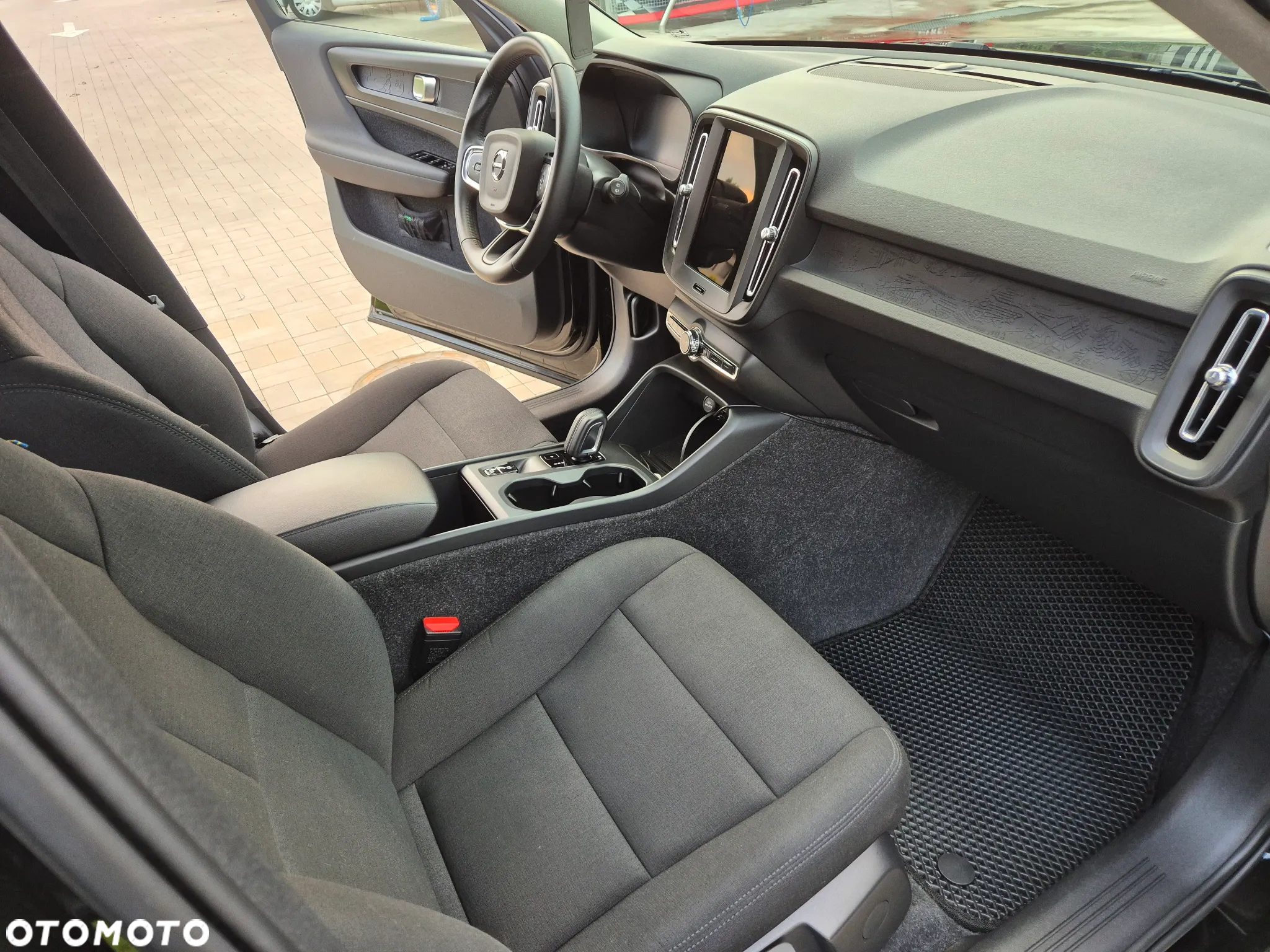Volvo XC 40 T3 Momentum Core - 13