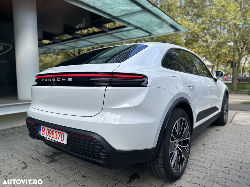 Porsche Macan - 9