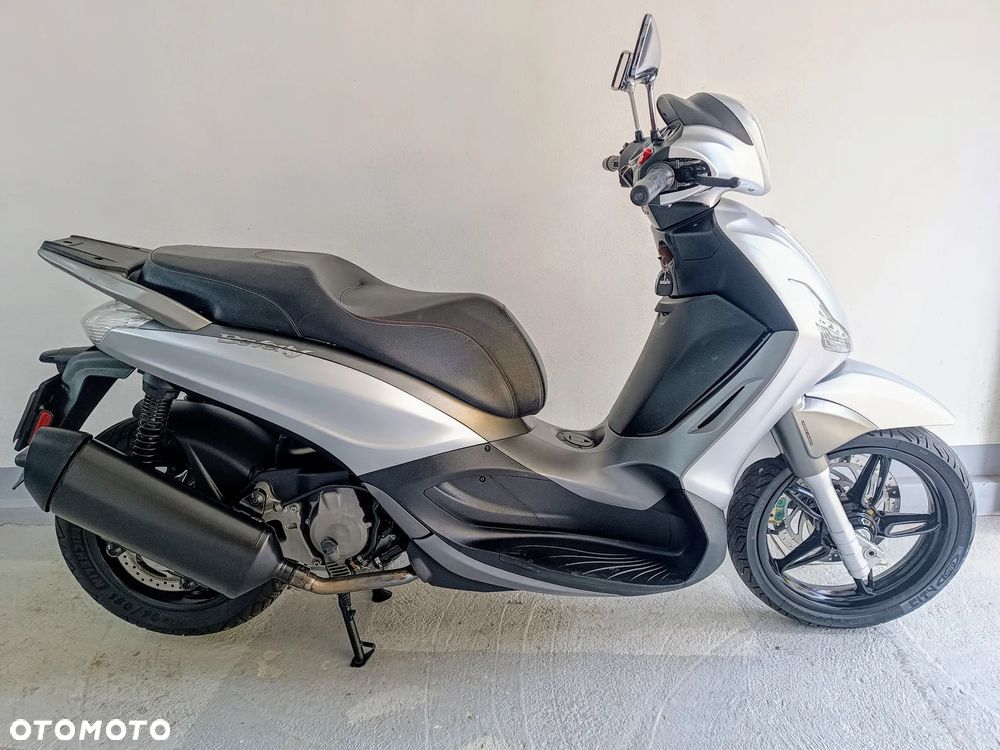 Piaggio Beverly - 4