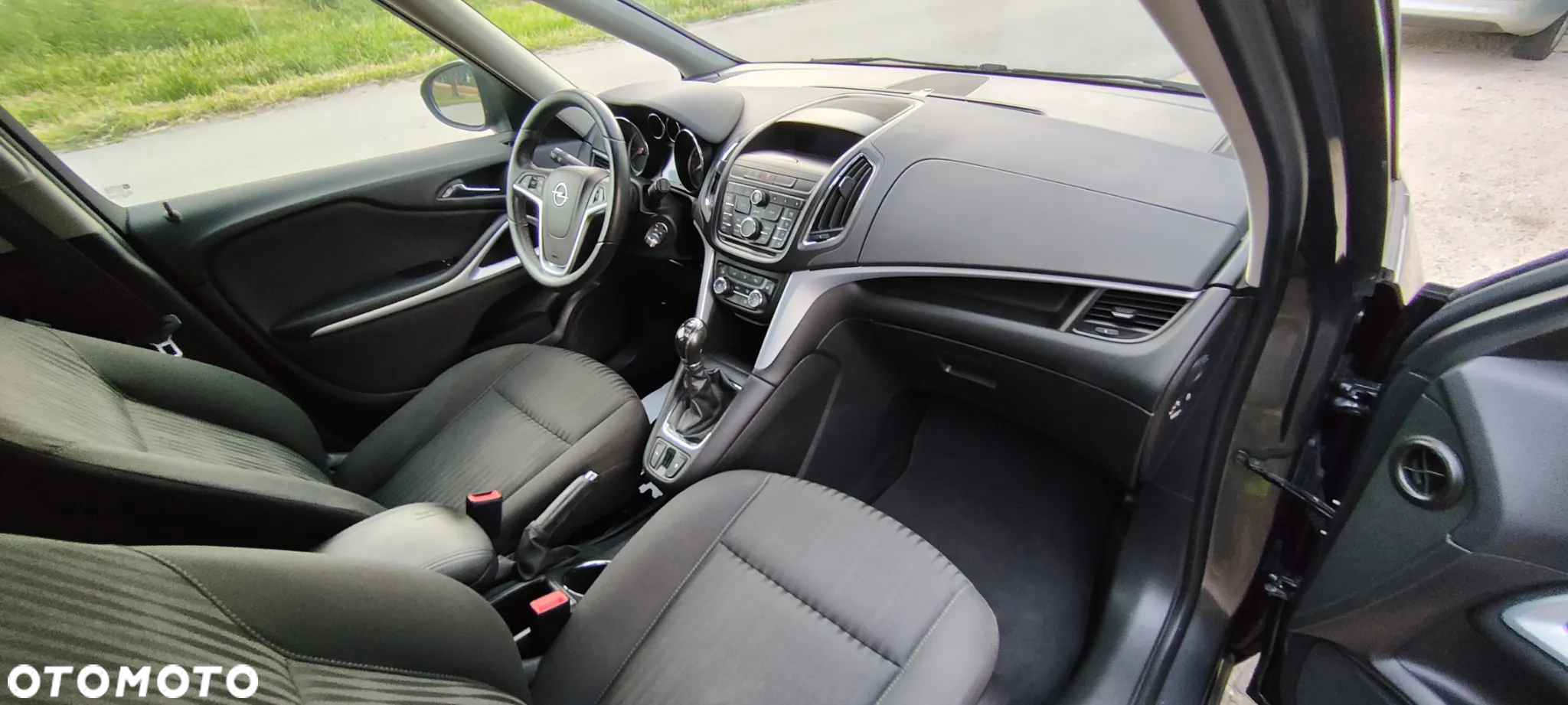 Opel Zafira - 18