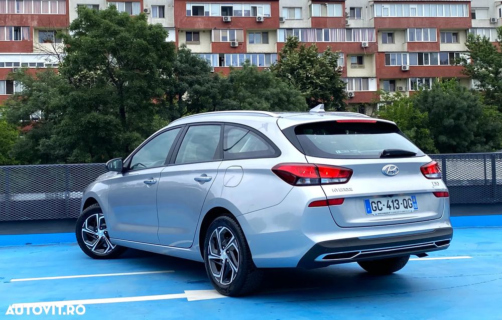 Hyundai i30 1.6 CRDI DCT Select - 21