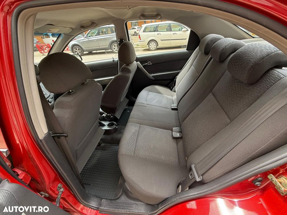 Chevrolet Aveo 1.4i LT 52 - 6