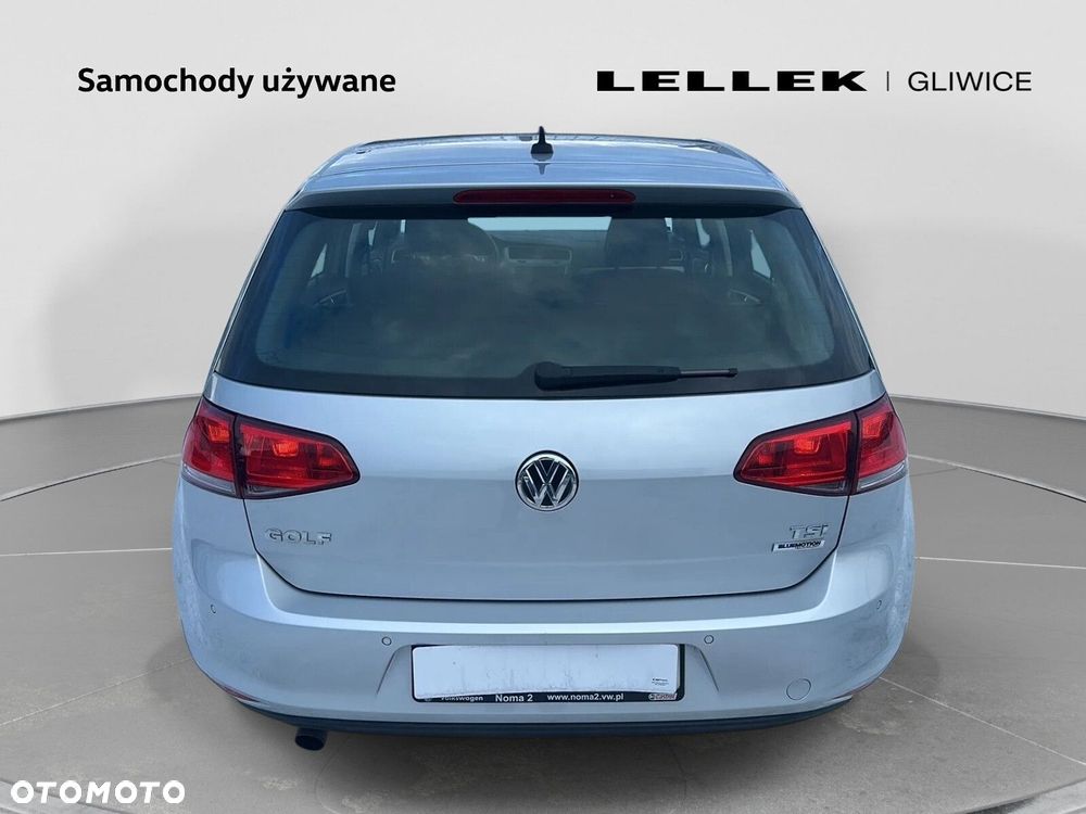 Volkswagen Golf 1.2 TSI BMT Comfortline - 8