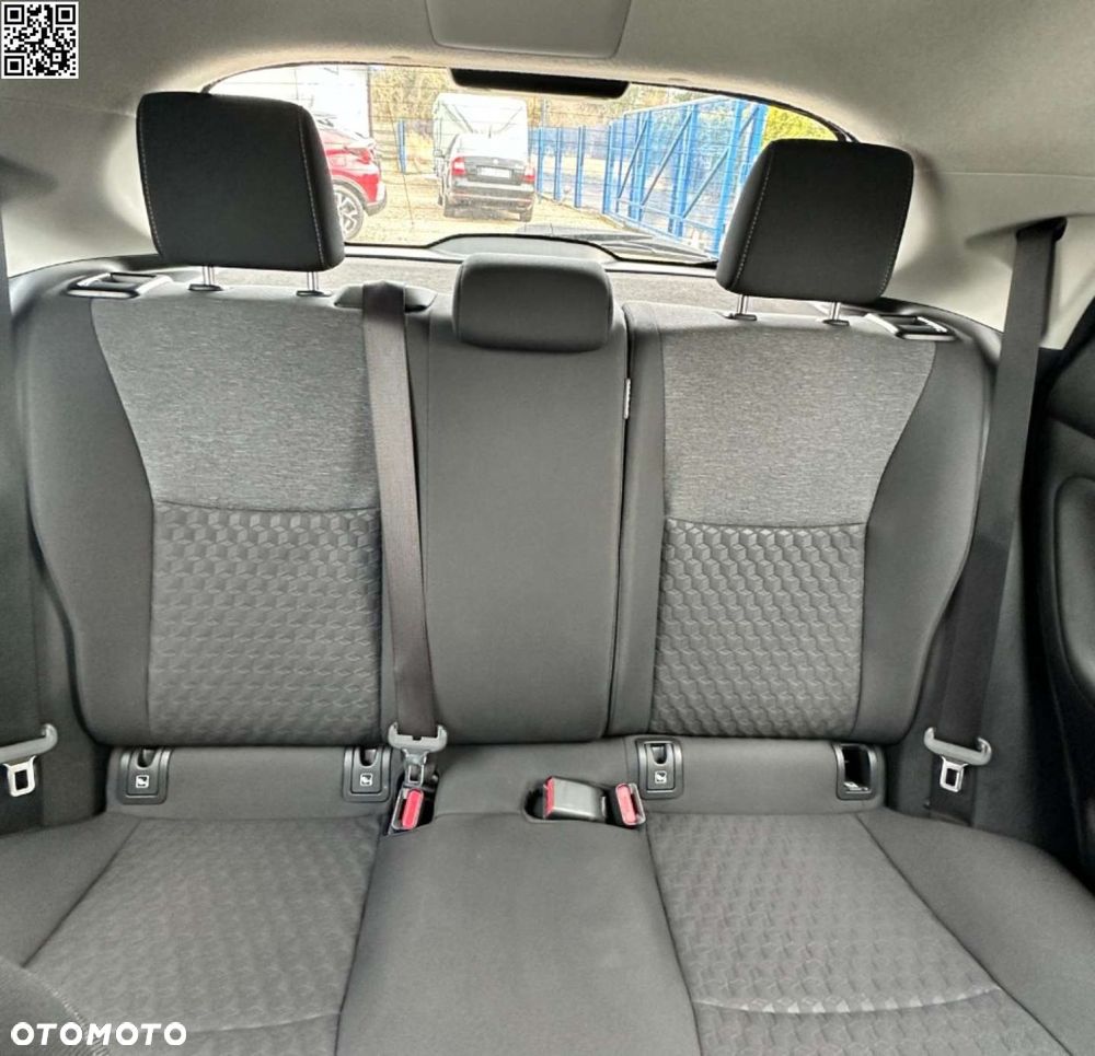 Toyota Yaris - 16