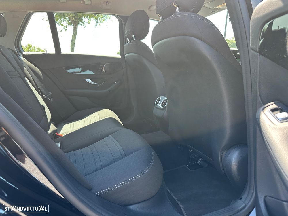 Mercedes-Benz C 300 BlueTEC Hybrid Avantgarde - 41