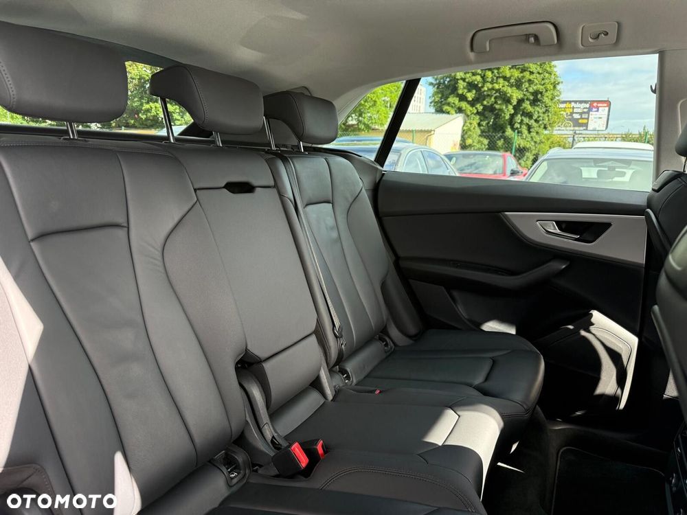 Audi Q8 - 18