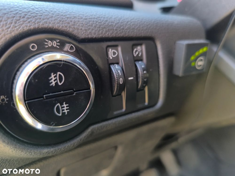 Opel Astra - 22