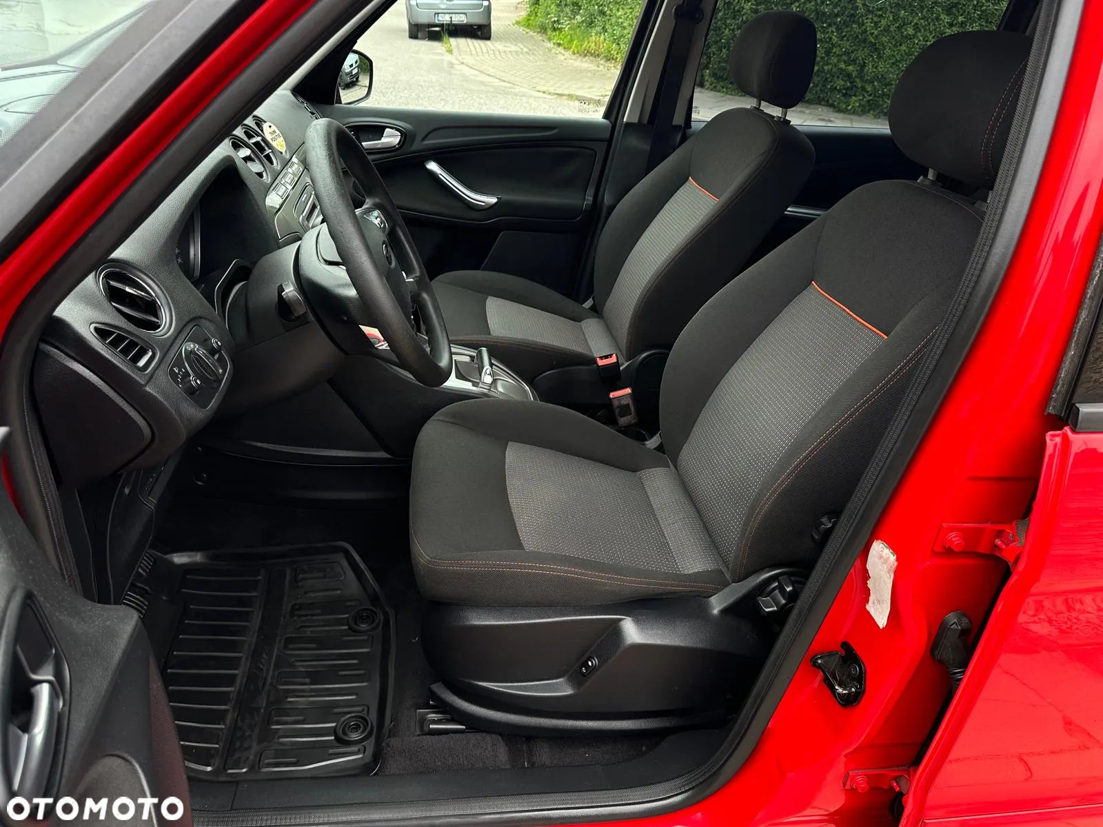 Ford Galaxy - 5