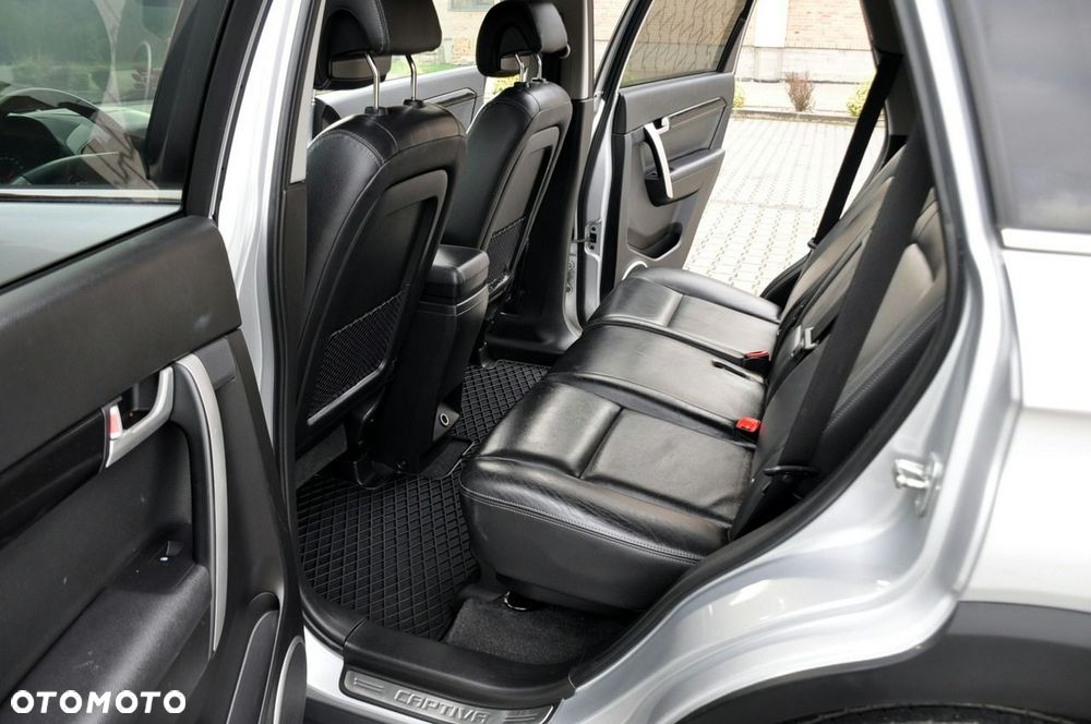Chevrolet Captiva - 21