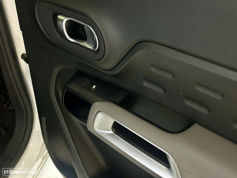 Citroën C5 Aircross 1.2 PureTech Plus - 54