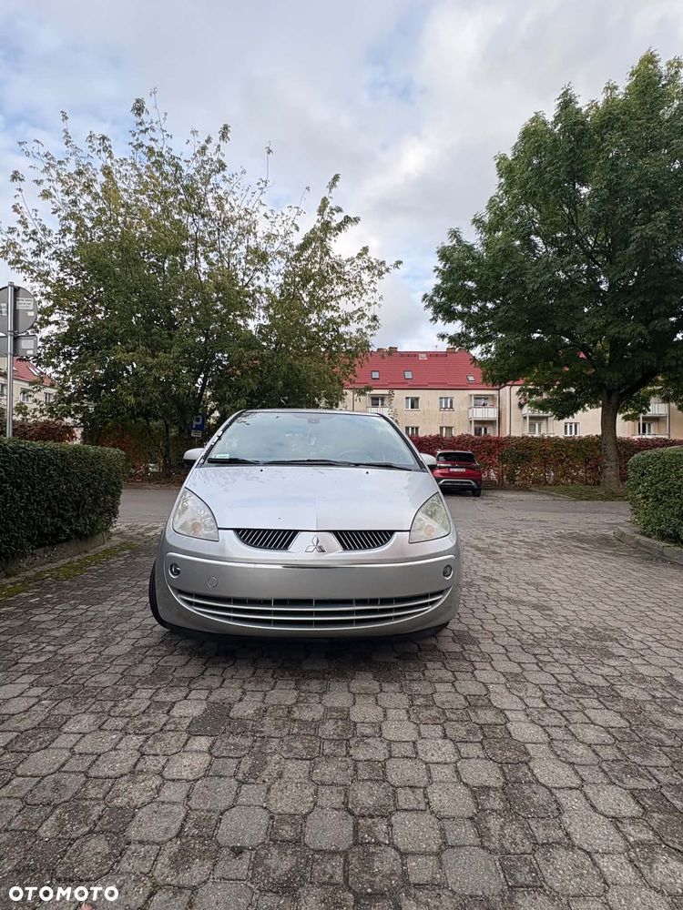Mitsubishi Colt - 2