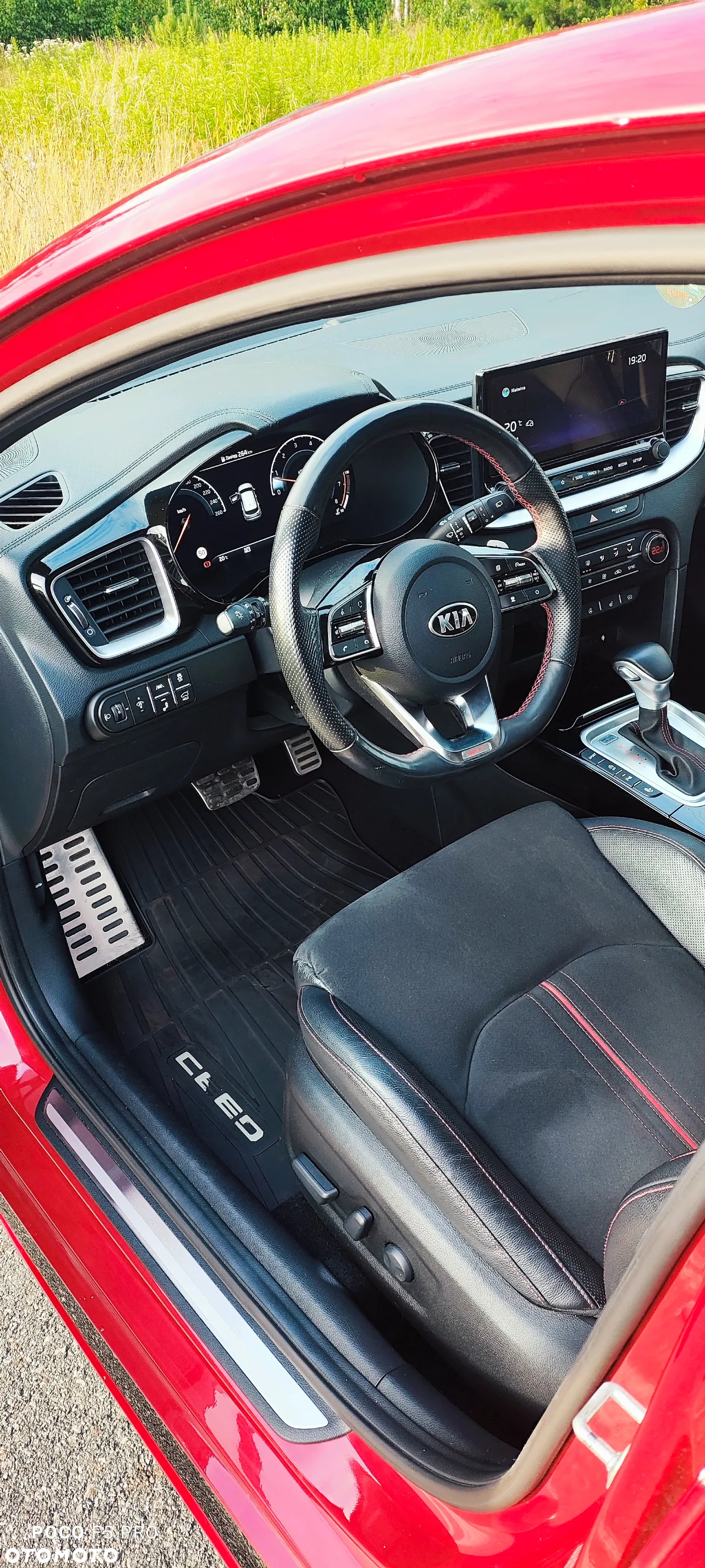 Kia ProCeed 1.6 T-GDI GT DCT - 13