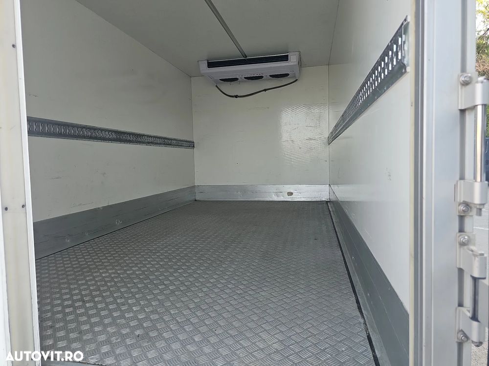 Volkswagen CRAFTER - 19