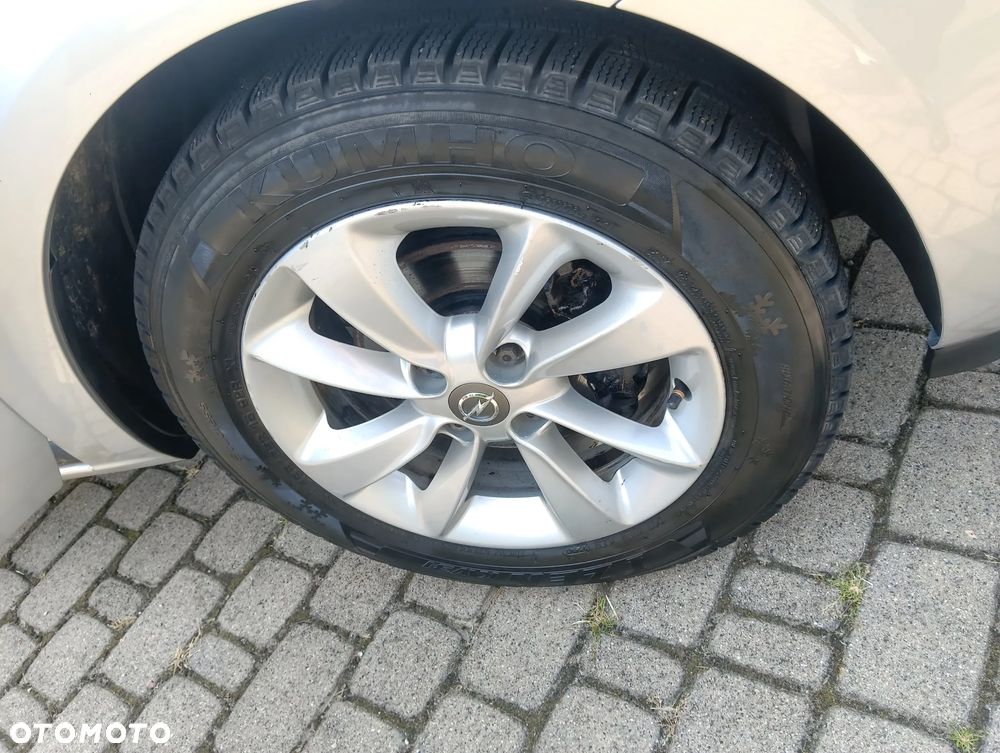 Opel Corsa 1.4 Cosmo - 12