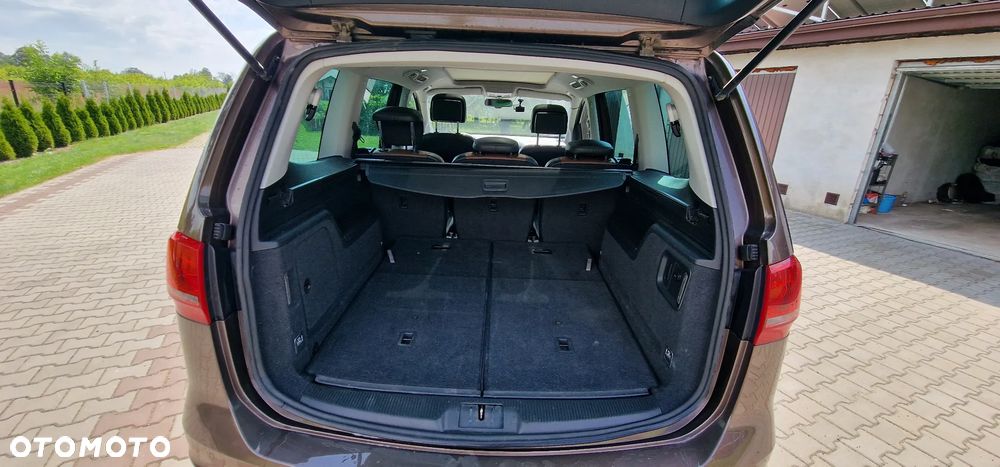 Volkswagen Sharan 2.0 TDI Highline DSG - 10