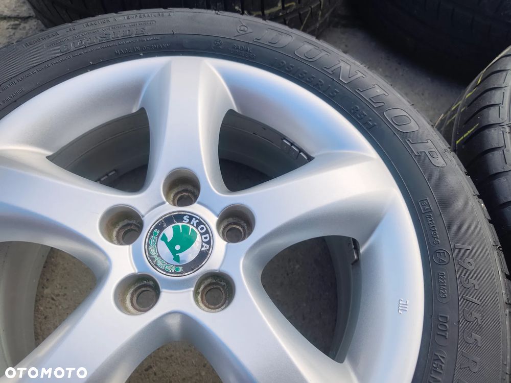 5x100 Felgi Aluminiowe Alufelgi Oryginalne 15 Koła Letnie Lato SKODA FABIA PRAKTIK ROOMSTER RAPID OCTAVIA I SEAT IBIZA CORDOBA TOLEDO II 2 IV 4 LEON I VW FOX POLO GOLF IV 4 NEW BEETLE BORA AUDI A3 8L A2 A1 Legnica ALU-RAD 195/55 - 10