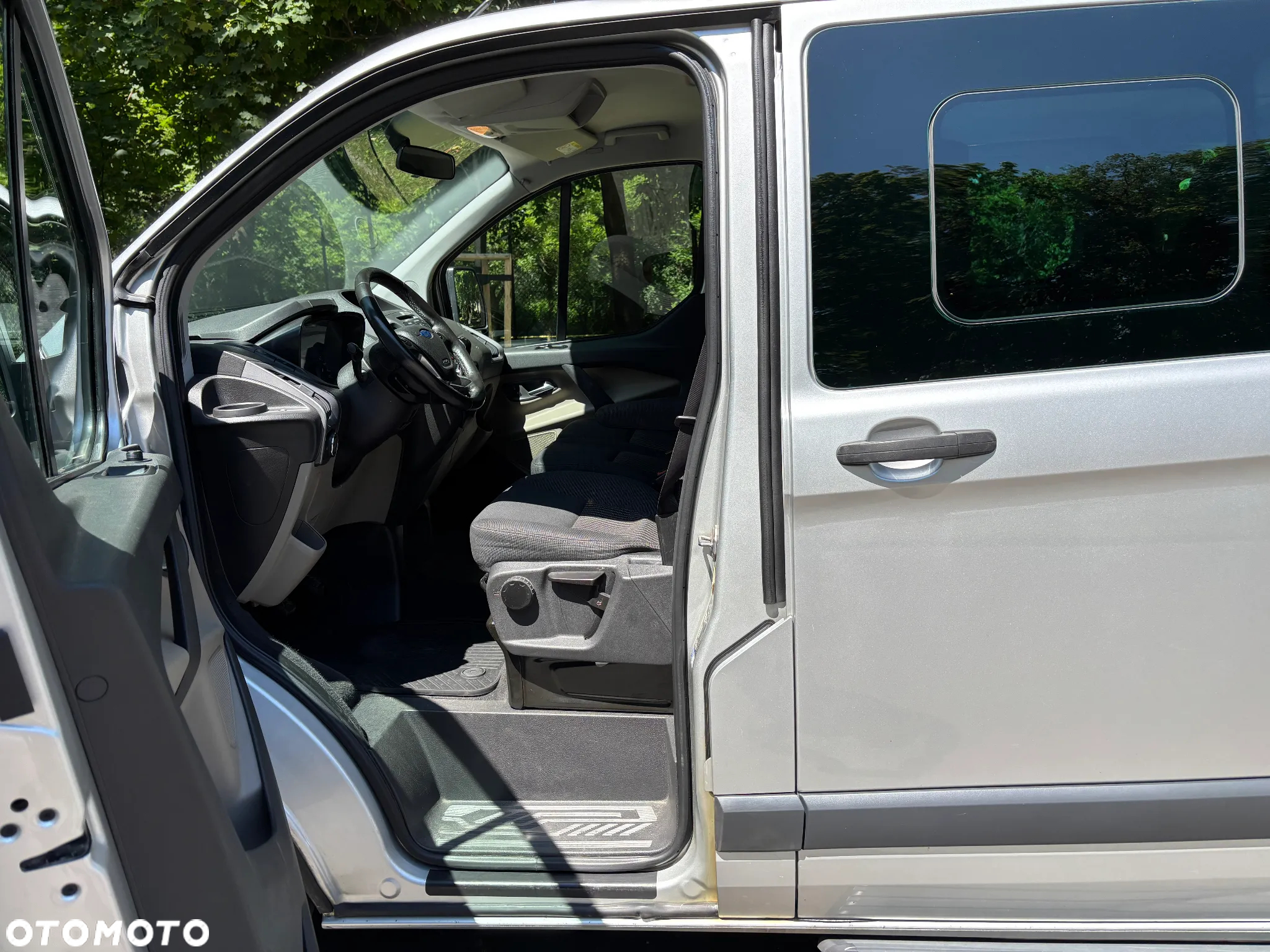 Ford Tourneo Custom 2.0 TDCi L2 Trend - 10