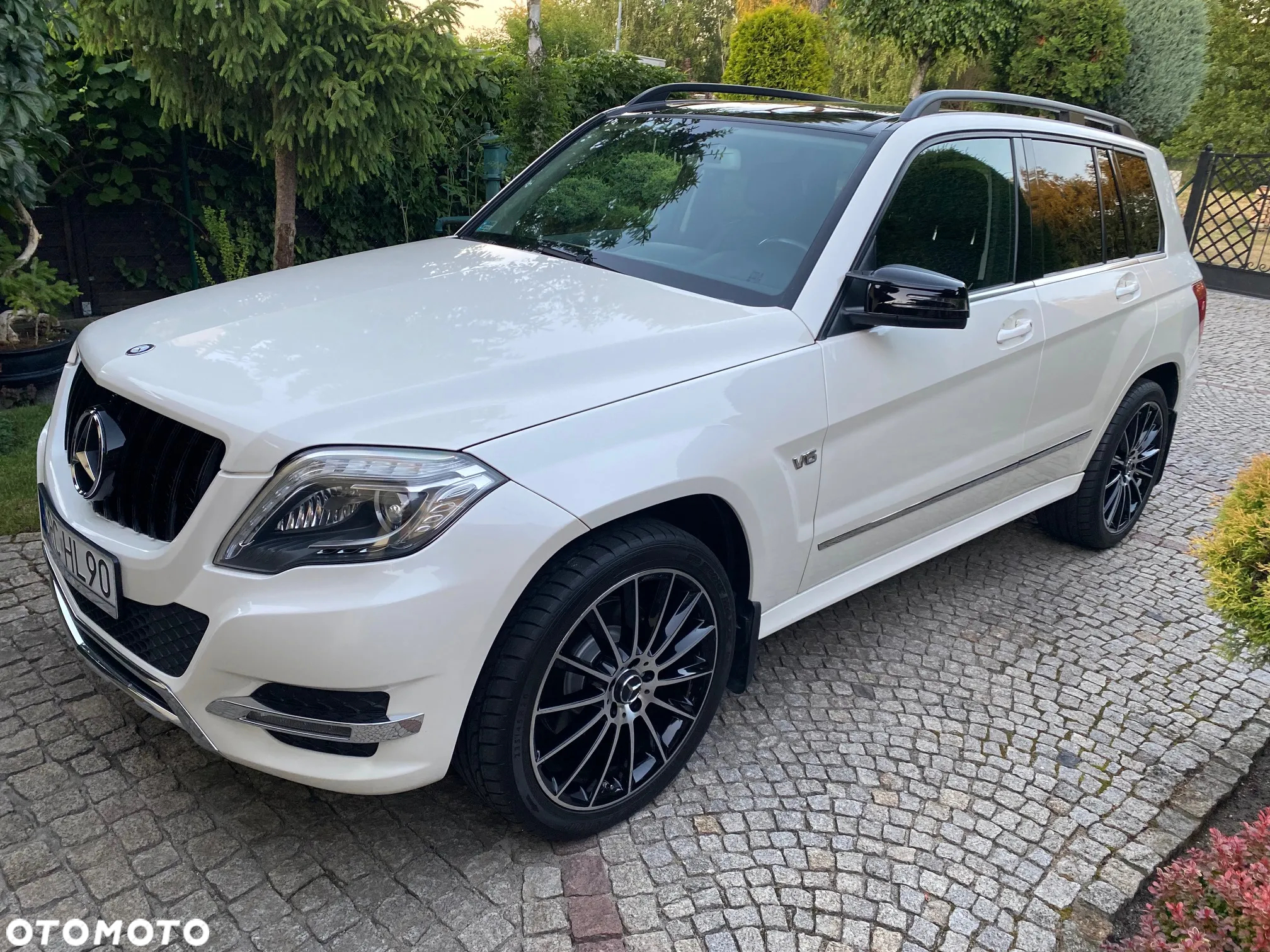 Mercedes-Benz GLK - 4