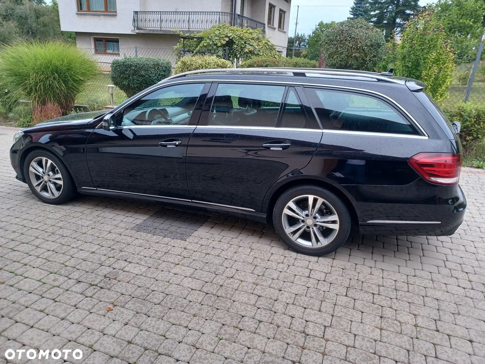 Mercedes-Benz E-Class 2013 photo 3