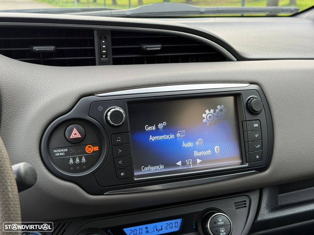 Toyota Yaris 1.5 HSD Square Collec.Bronze - 45