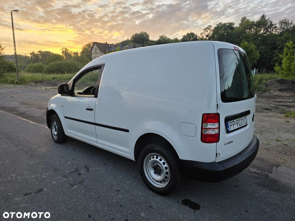 Volkswagen Caddy - 6