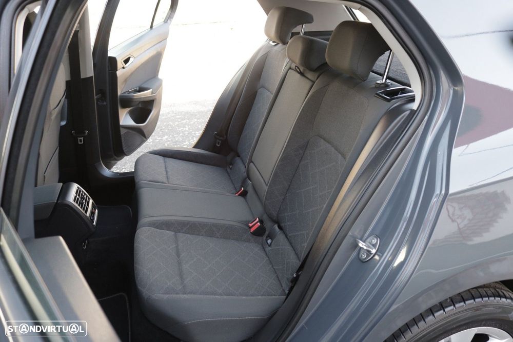 VW Golf 2.0 TDI Life - 25