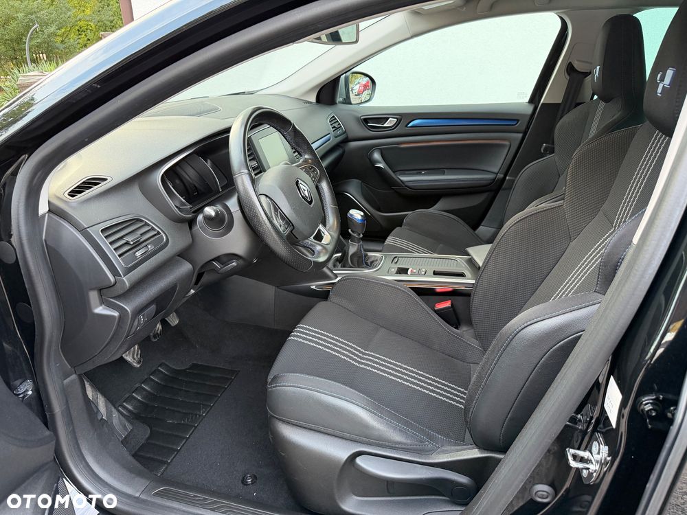 Renault Megane 1.3 TCe FAP GT Line - 19