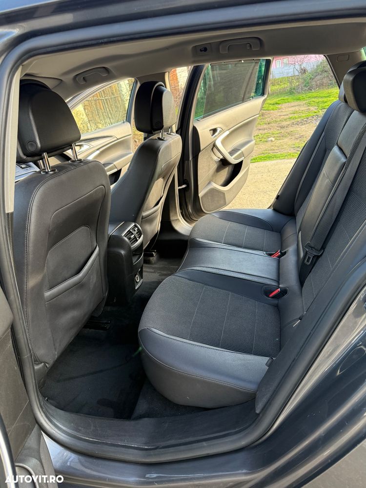 Opel Insignia 2.0 CDTI Sports Tourer - 5