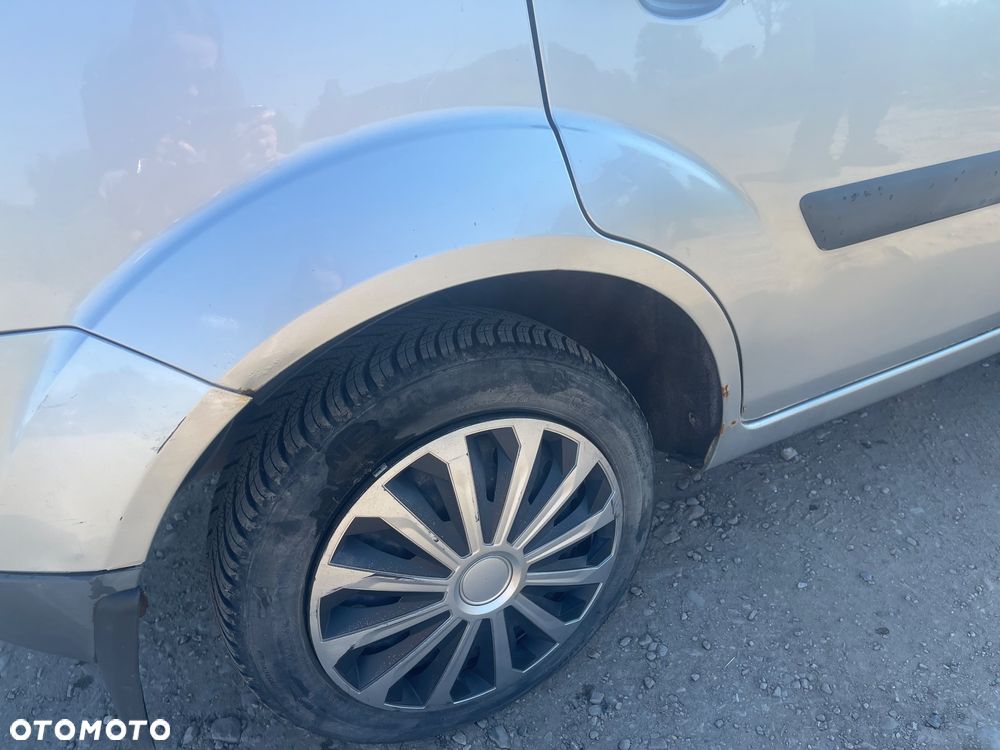 Ford Fiesta 2007 photo 5