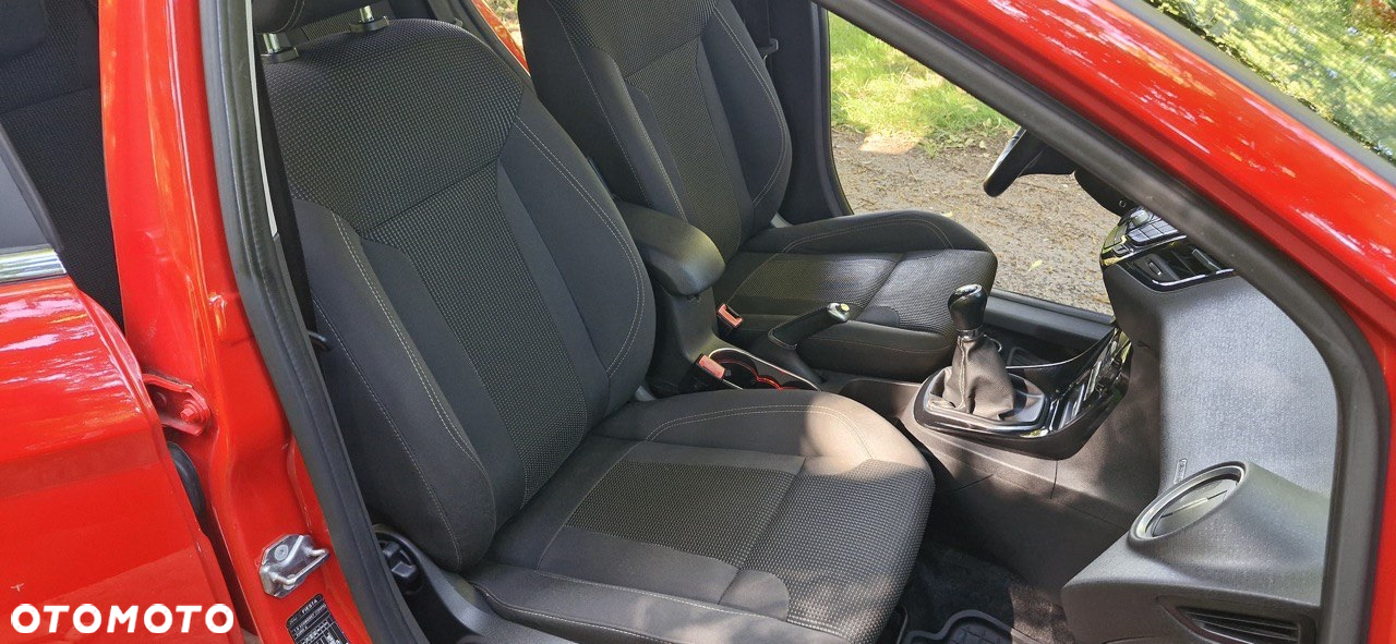 Ford Fiesta 1.0 EcoBoost S&S TITANIUM - 10