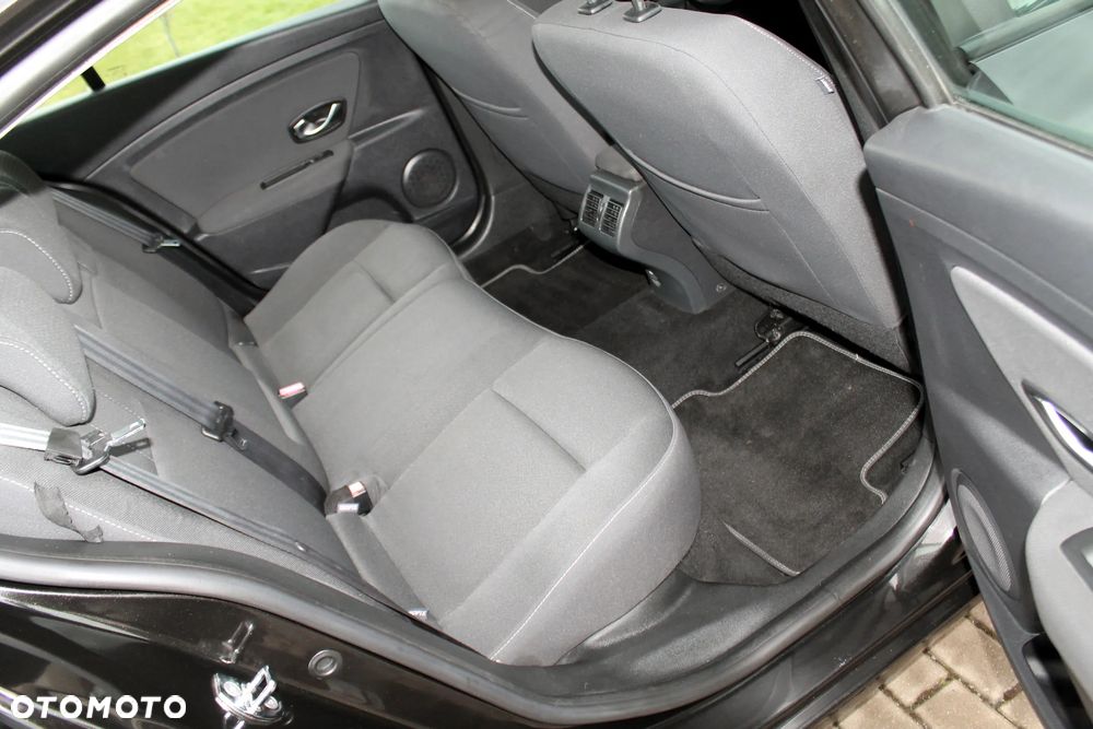 Renault Fluence - 13