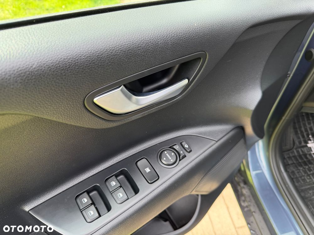 Kia Stonic - 25