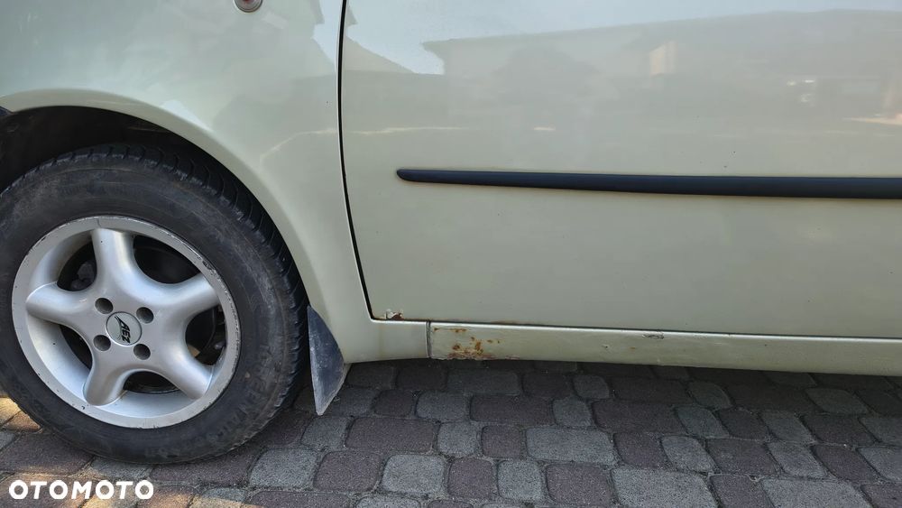 Fiat Punto 1.2 8V - 6