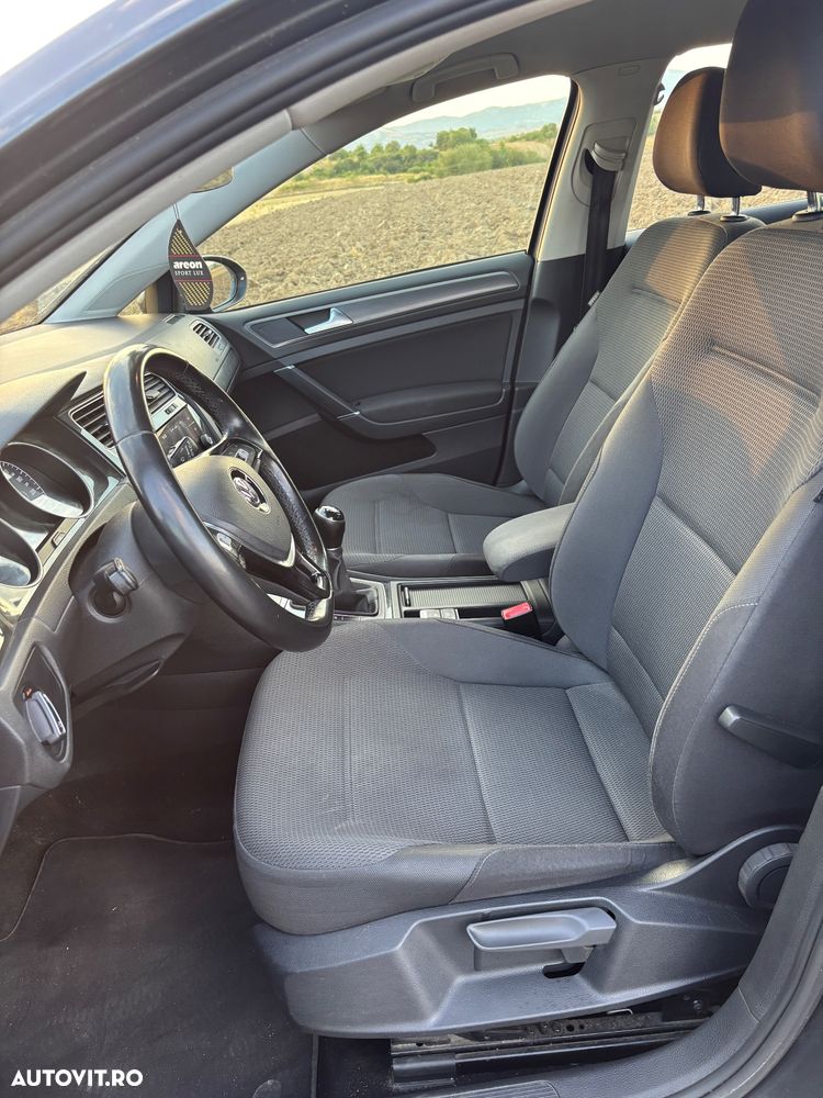 Volkswagen Golf 1.6 TDI SCR Comfortline - 5