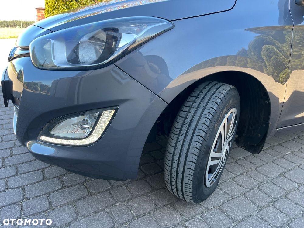 Hyundai i20 - 13