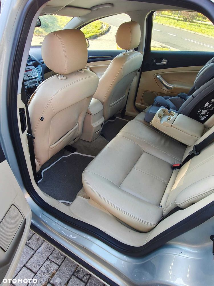 Ford Mondeo - 3