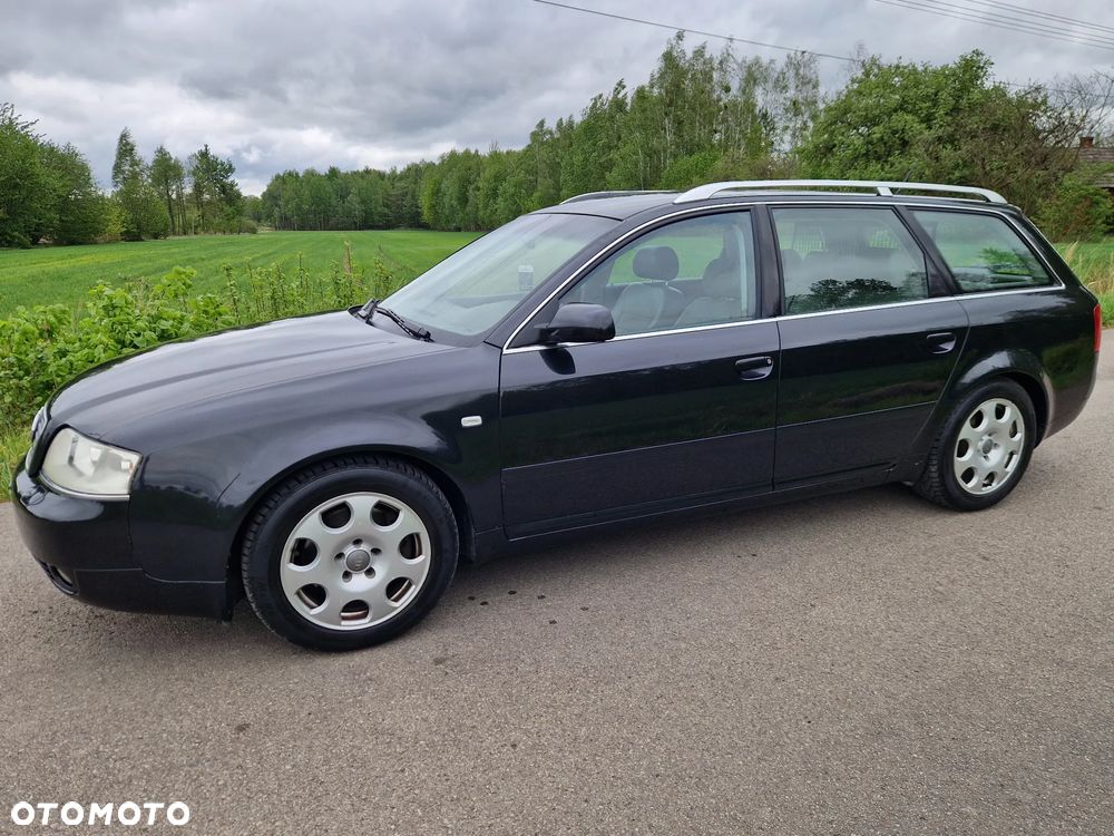 Audi A6 Avant 2.4 - 9