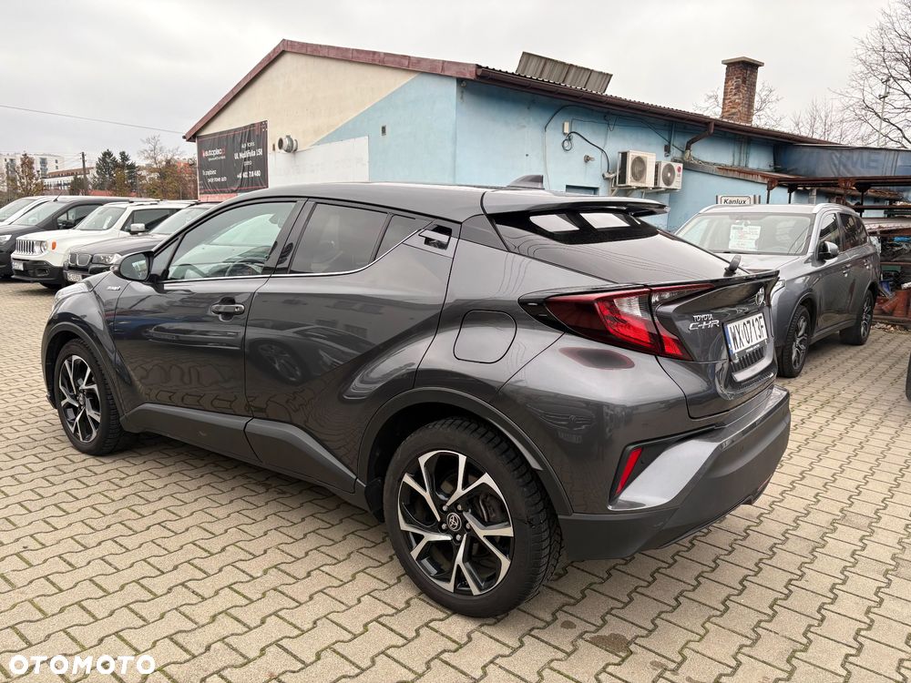 Toyota C-HR - 8