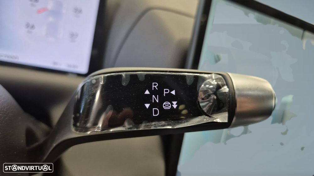 Xpeng G9 79 kWh Standard Range Jante 21 - 17