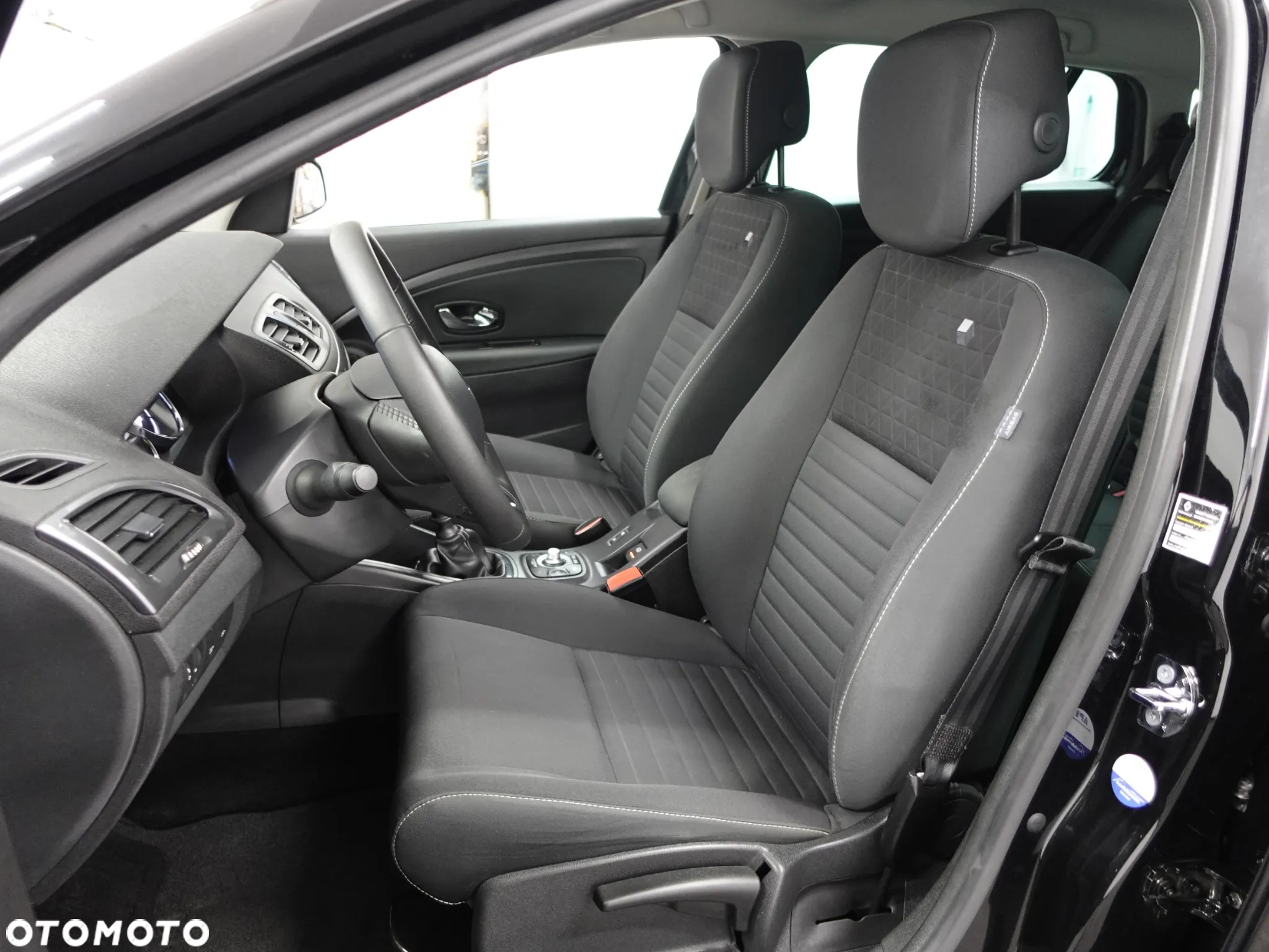 Renault Megane Grandtour ENERGY TCe 115 Start & Stopp LIMITED - 22