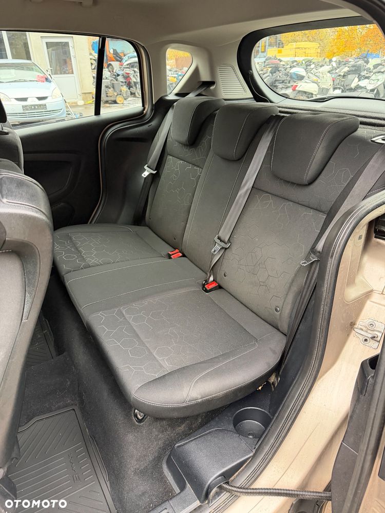 Ford B-MAX - 17
