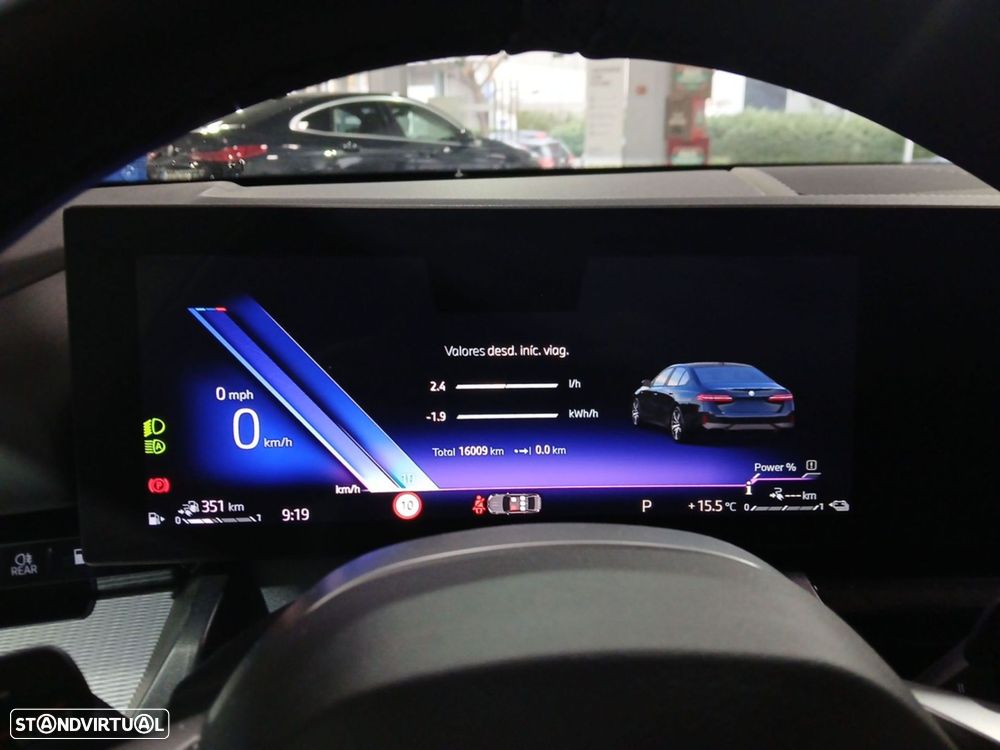 BMW 530 e Pack M - 22